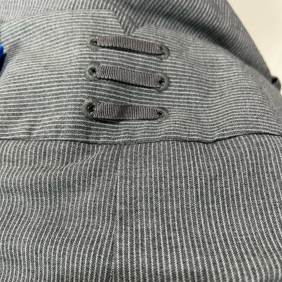 Lane Bryant Cross Hatch Suit Capris Pants White/Gray Pin Stripe Size 18 - Picture 8 of 11